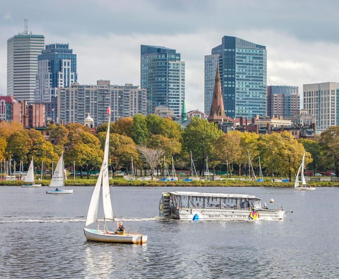 Charles River Cruises - Riverboats, Cruise Boats, Duck Tours - Boston  Discovery Guide